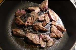 Why is eating too much chicken liver unsafe for pregnant women