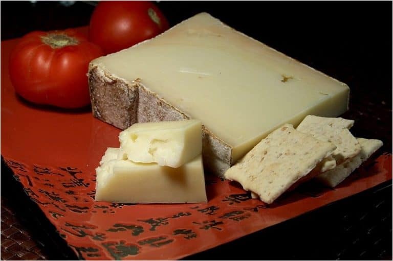 Is it safe to eat fontina cheese made from pasteurized milk during pregnancy