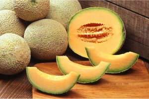 What are the benefits of having melons cantaloupe