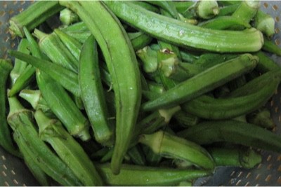 Does okra have vitamins that help during pregnancy