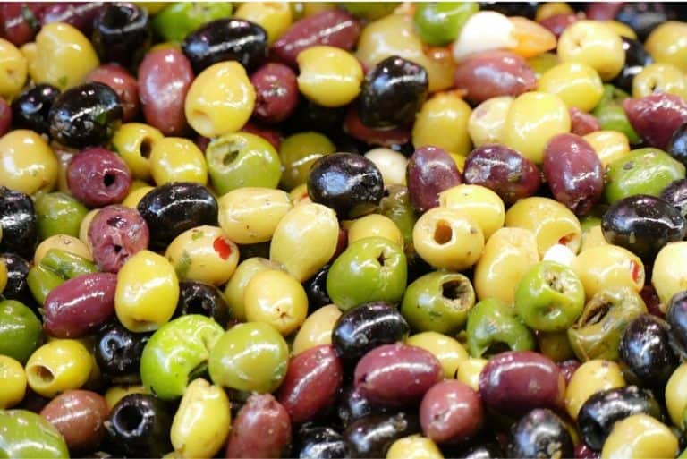 What are the benefits of having olives during pregnancy