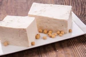 What are the positive or negative effects of having tofu during pregnancy