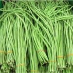 What nutrients do yardlong beans help pregnant women with